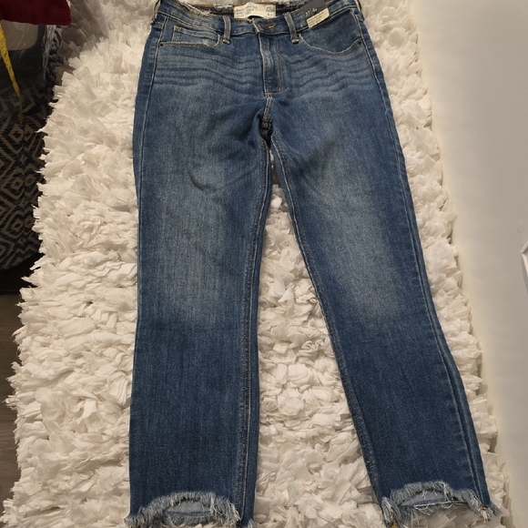 Abercrombie & Fitch Women's Size 27 Ankle-length High-rise Denim Jeans - Picture 2 of 10